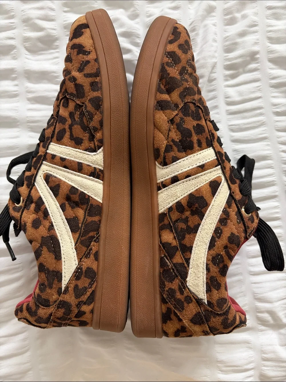 Steve Madden Madrid Leopard-Print Sneakers with Black Laces and Red Lining. GUC!